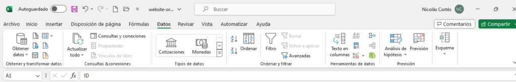 Barra de herramientas de Microsoft Excel mostrando las opciones de herramientas en Datos
