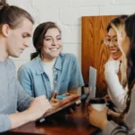 Clima laboral: Qué es, cómo medirlo y estrategias